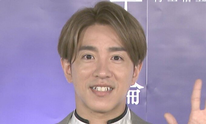 【村上信五】　初著書「半分論」出版　いきなり重版出来で　「きょうから『先生』になりました|TBS NEWS DIG