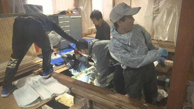 「１人ではできません。どうしようかなと思っていたら…」ボランティアが被災住宅の片付け作業　７月の降水量平年値を超えた島根・出雲市　|　BSSニュース | BSS山陰放送