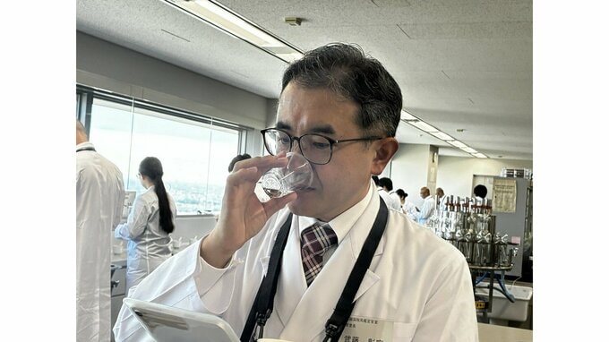 関東信越国税局で「酒類鑑評会」日本酒332点が出品 10月29日の表彰式で「最優秀賞」決定へ|TBS NEWS DIG