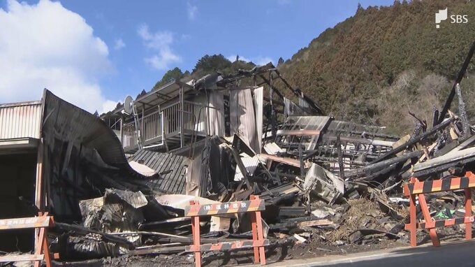 「危険性が極めて高い犯行」布団の上に置いたティッシュペーパーに火をつけて自宅を全焼させた男に懲役4年の判決 責任能力認められる＝静岡・浜松市　|　静岡のニュース | SBSNEWS | 静岡放送