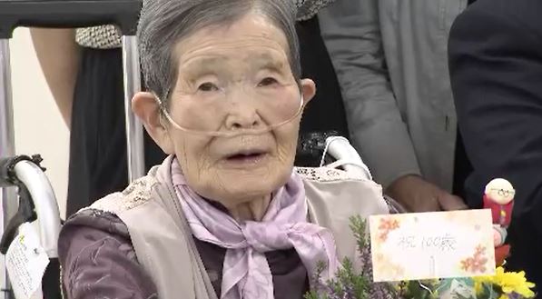 敬老の日】長野県内の100歳以上は2447人で過去最多 100歳迎えるお