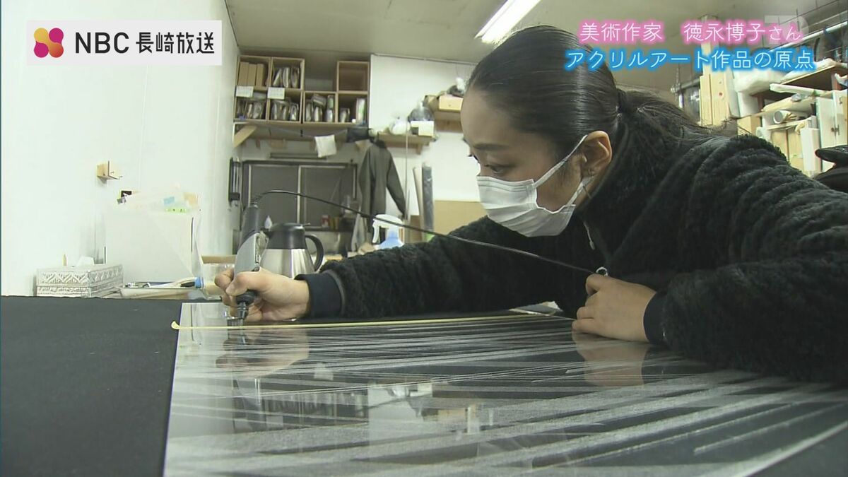 透明アクリル板を重ね表現 美術作家 徳永博子さん「その向こうにある