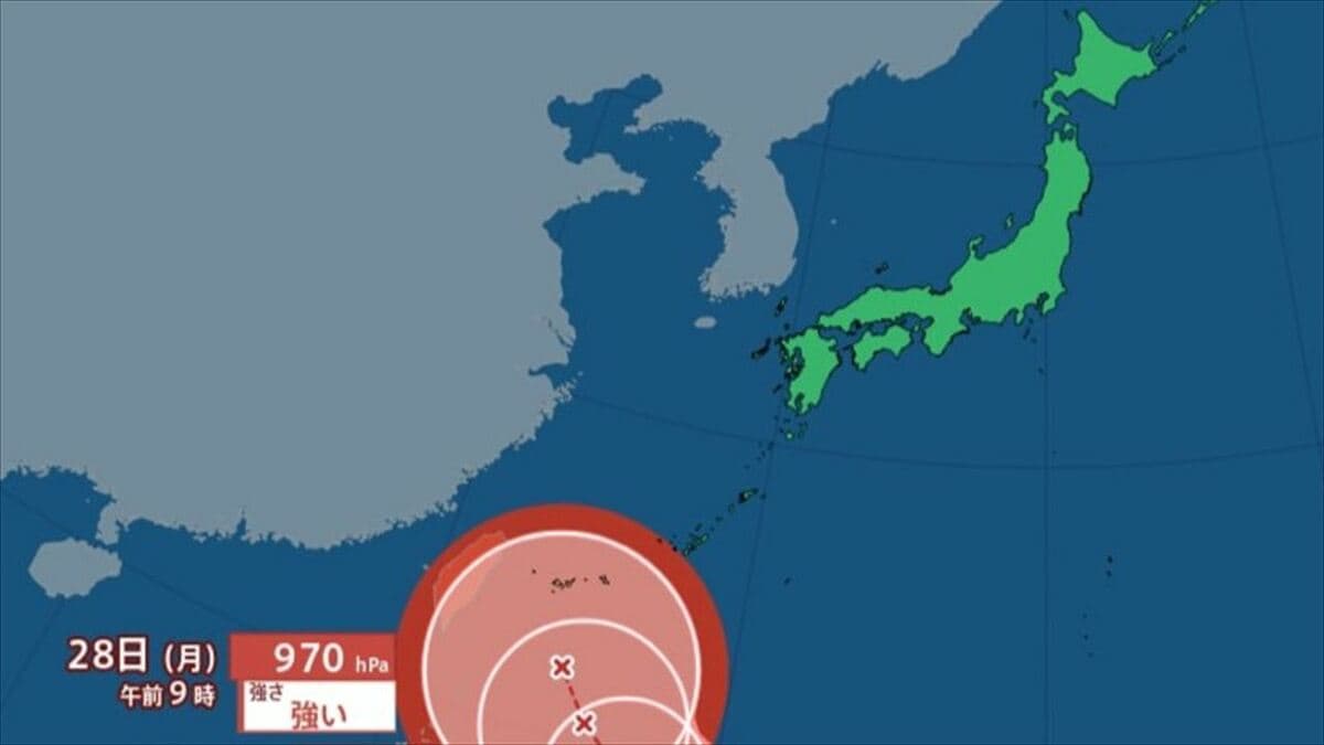【台風情報】　台風のたまご＝熱帯低気圧ｂ　24時間以内に台風に変わる見込み　28日に強い勢力に発達、沖縄の南に中心気圧970 hPa、最大瞬間風速50 m/sで接近の見通し