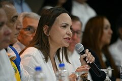 マチャド氏が帰国模索、大地震対応に追われるロドリゲス政権に試練| TBS CROSS DIG with Bloomberg