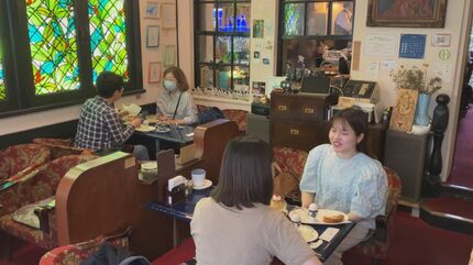 金沢のお母さん”から“大阪の息子”へつながった「昭和のレトロ喫茶」の