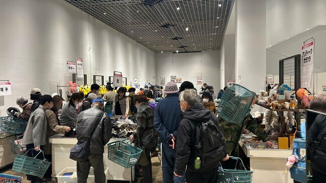 市民から寄付された商品を手入れして販売　盛岡市民福祉バンクの50周年を記念したセールはじまる　岩手|TBS NEWS DIG