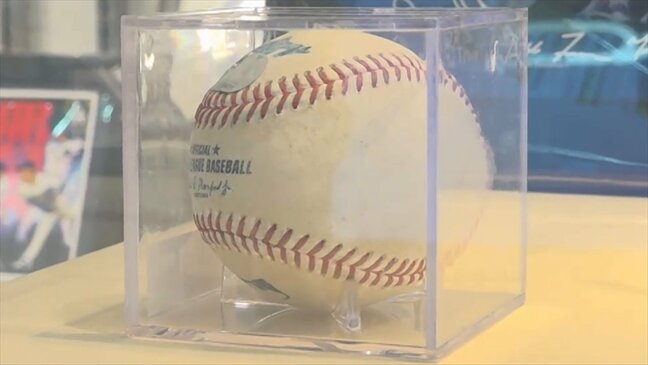 大谷翔平選手が投げた勝利ボール330万円 アメリカの球場にいる気分に メジャーリーグ公式グッズ期間限定ショップ 甲府・岡島|TBS NEWS DIG