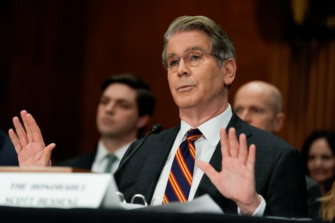 ベッセント氏、ドル巡る大統領との見解相違否定－「誤った二者択一」