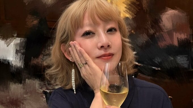 PUFFY【 大貫亜美 】〝ようやく53(ゴミ)になりました〟特大ケーキの向こうの相棒に〝照れ屋さんに見えます(妄想列車)〟尽きぬ友情|TBS NEWS DIG