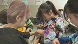 中学生が浴衣の着付けを体験「帯のリボンが難しい」日本の伝統文化を身近に　山口|TBS NEWS DIG