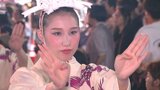 色鮮やかな衣装の踊り子の優美な舞 800人が同調する本場鶴崎踊りが観客を魅了 大分 | 大分のニュース|OBS NEWS|大分放送
