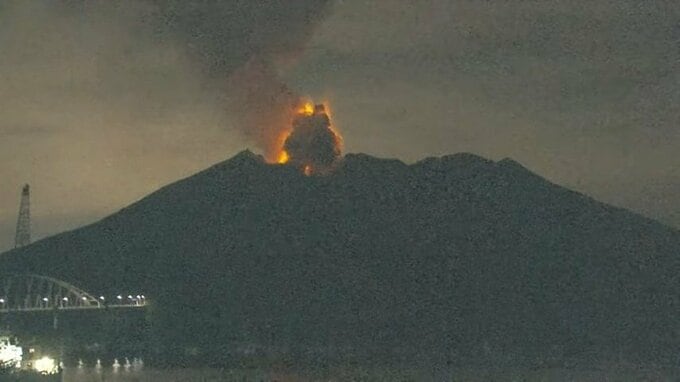 桜島で爆発　噴煙１６００ｍ【19日夜～20日午前の降灰予報】鹿児島・宮崎|TBS NEWS DIG