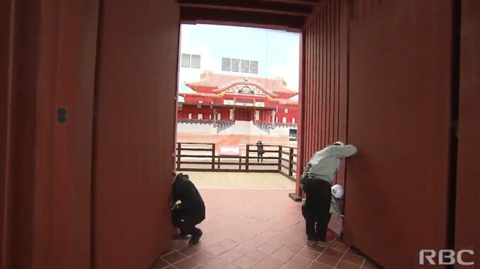 奉神門を抜けると…首里城正殿が!?　23日から公開　|　沖縄のニュース｜RBC 琉球放送