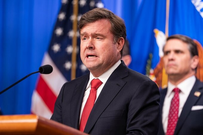 トランプ米政権の制裁担当トップが退任へ、ベッセント長官と確執か