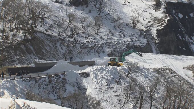冬は通行止めになる「伊吹山ドライブウェイ」　去年よりも3週間遅れて除雪作業が進む　通行再開は4月20日予定|TBS NEWS DIG