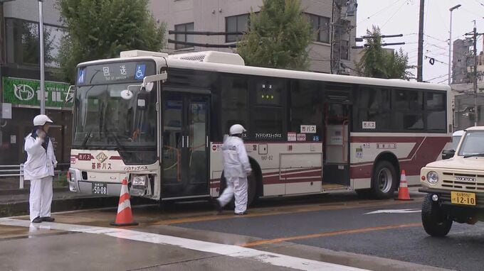 【速報】名古屋で市バスとトラックなど3台からむ事故 バスには乗客約20人 現時点でけが人情報なし 東区　|　名古屋・愛知・岐阜・三重のニュース【CBC news】 | CBC web