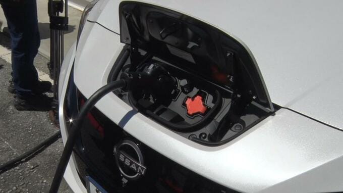 EVのバッテリーなど活用　脱炭素社会に向け産学連携　琉大と日産が協定|TBS NEWS DIG