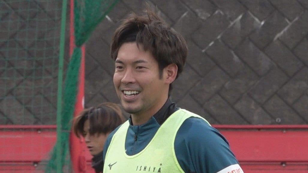 コンサドーレ】赤黒一筋22年「背番号8」深井一希選手がピッチを去る日