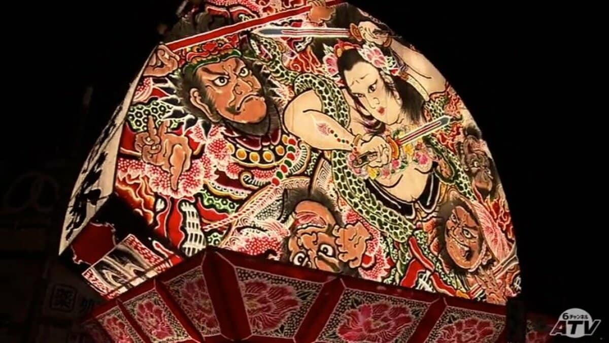 弘前ねぷたまつり開幕 城下町に響く祭囃子とかけ声 沿道からも