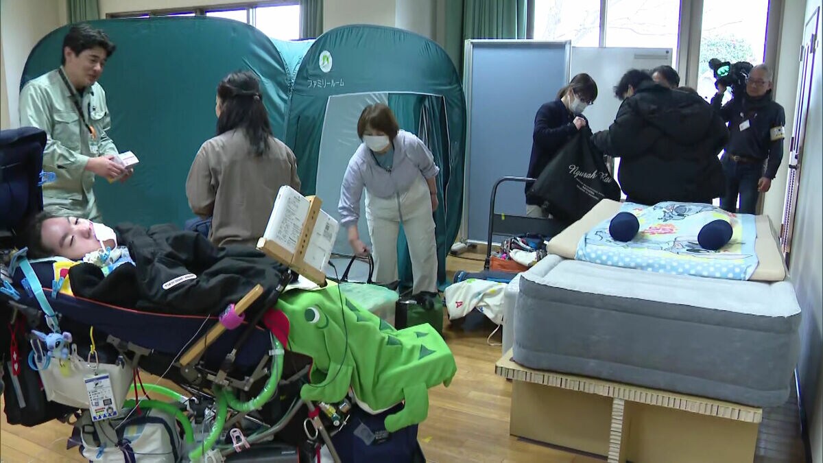 日常的に人工呼吸器が必要な「医療的ケア児」の避難訓練が佐賀市で実施