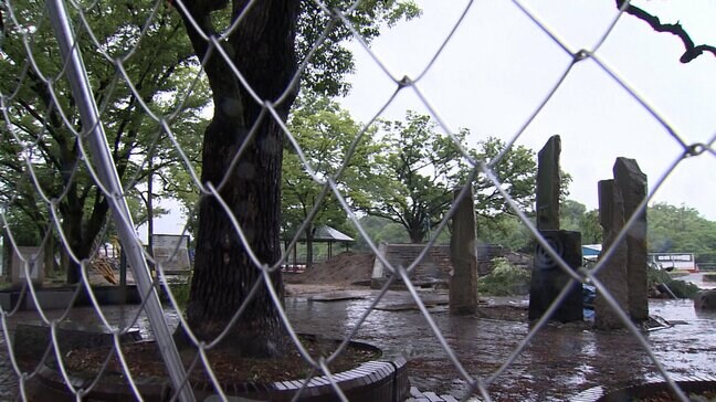 「世界連邦宣言記念碑」が公園の再整備にともない撤去へ 詩人・永瀬清子さんの依頼で彫刻家・寺田武弘さんが制作した石柱は移設予定なし【岡山】|TBS NEWS DIG