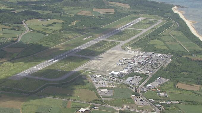 米軍の石垣空港利用回数は今年度14回  昨年度から4倍以上増加  県は緊急時を除き使用自粛求める|TBS NEWS DIG