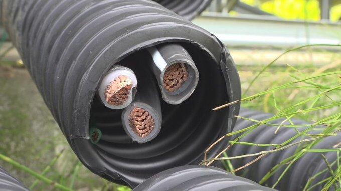 「先週やられたところと同一犯みたい」また銅線ケーブル盗難　合計10か所、被害額は6000万円以上　|　山梨のニュース | ＵＴＹテレビ山梨