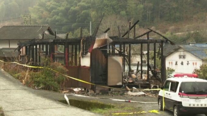 「台所だけ燃やすつもりだった」自宅に放火した疑いで女(28)を逮捕  愛媛・西予市|TBS NEWS DIG