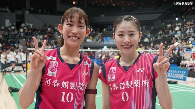 志田千陽＆松山奈未が久々の“シダマツ”で快勝 チームは2年ぶりの優勝へヨネックスと激突【バドミントン】|TBS NEWS DIG