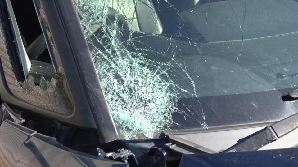 信号機のない直線道路を横断していた81歳男性が車にはねられ死亡　沖縄市