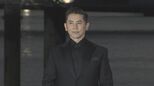【 本木雅弘 】Snow Man宮舘との華麗なターンで歓声浴びる 挟まれた吉高由里子は困惑「回る勇気はなかったです」|TBS NEWS DIG