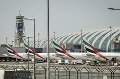 ドバイ国際空港、運航を一時停止－ドローン攻撃に伴う予防的措置| TBS CROSS DIG with Bloomberg
