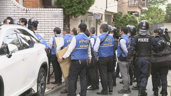去年7月の横浜市の“スプレー金庫強盗”事件　警察が東京・赤坂の住吉会系事務所を家宅捜索|TBS NEWS DIG