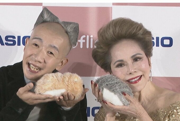 【デヴィ夫人】　ブレイク中「ひょうろく」に興味津々　「３７歳まで何をしていたの？」　芸能界を生き抜くコツを伝授|TBS NEWS DIG