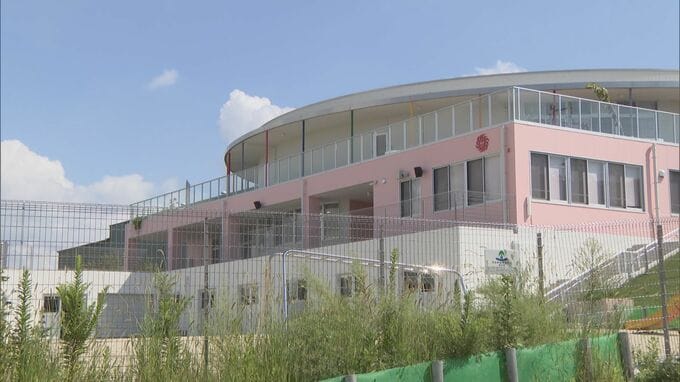 「嫌われ者はここ」「この子嫌だ」こども園で1歳児に暴言　保護者説明会「人格否定する言葉」　|　名古屋・愛知・岐阜・三重のニュース【CBC news】 | CBC web