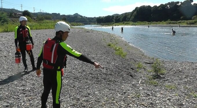 中州に取り残された釣り客2人を救助　上流の大雨で河川増水か　山梨・桂川　|　山梨のニュース | ＵＴＹテレビ山梨