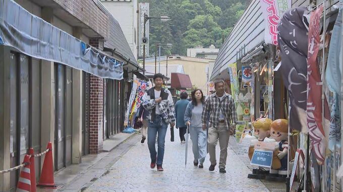連休期間中　１０日間で３万人以上が訪れる　秋芳洞にぎわう　　|　山口のニュース・天気・防災｜tys NEWS｜ｔｙｓテレビ山口