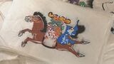 幸せが駆け込むように… 飛騨地方の縁起物｢紙絵馬｣づくり最盛期 “うま年”の今年は増産 8月の｢松倉絵馬市｣に向けて 岐阜･高山市　|　名古屋・愛知・岐阜・三重のニュース【CBC news】 | CBC web