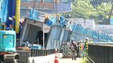 “落下橋げた”運び出し始まる「日中に解体→翌朝に搬出」で8月半ばめどに規制解除目指す 国道1号バイパス工事8人死傷事故 | 静岡のニュース | SBSNEWS | 静岡放送