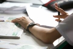 CFA証券アナリスト試験､レベル3合格率は50%に上昇－過去平均は下回る| TBS CROSS DIG with Bloomberg