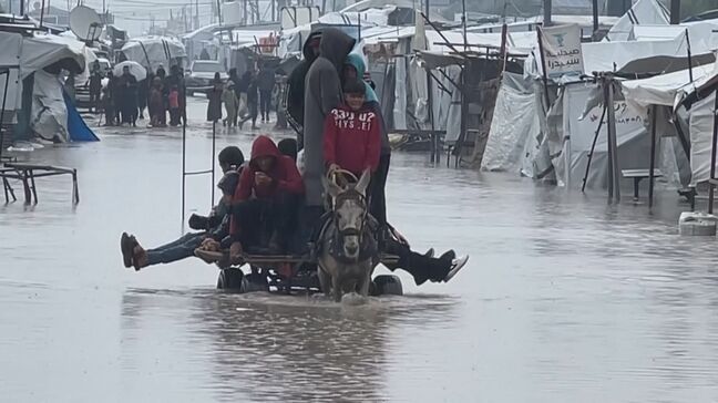 ガザで8か月の乳児が死亡 大雨でテント浸水 寒さによる影響か|TBS NEWS DIG