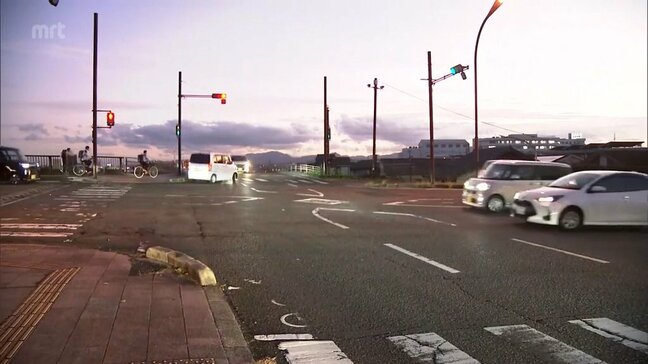 宮崎市で車4台がからむ事故　軽乗用車運転の女性(70)が死亡|TBS NEWS DIG