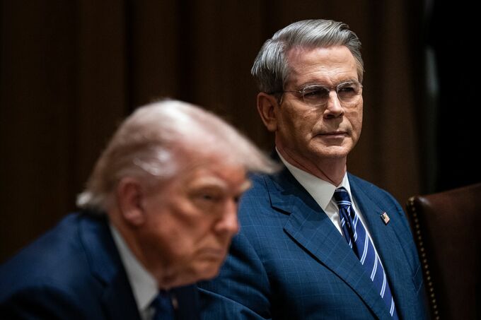 ベッセント米財務長官のNEC委員長兼務の可能性協議-トランプ氏側近ら