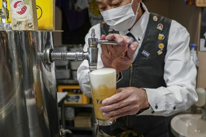 アサヒ正念場、ビアホール社長は忘年会の客足を懸念－改善の兆しも