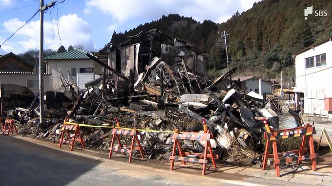 自宅に放火し全焼させた罪 被告の男、起訴内容認める 弁護側は心神喪失状態だったと無罪主張＝地裁浜松支部|TBS NEWS DIG