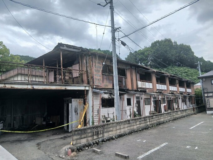 未明に集合住宅火災、周辺でも火事相次ぐ 警察が不審火の可能性も含め関連を捜査 愛媛|TBS NEWS DIG