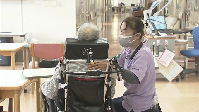 「仕事内容のわりに賃金が低い」　若手が定着しにくい"人手不足"の介護現場　「DX」でスタッフの負担軽減を図る施設も　課題に「デジタル格差」　|　BSSニュース | BSS山陰放送
