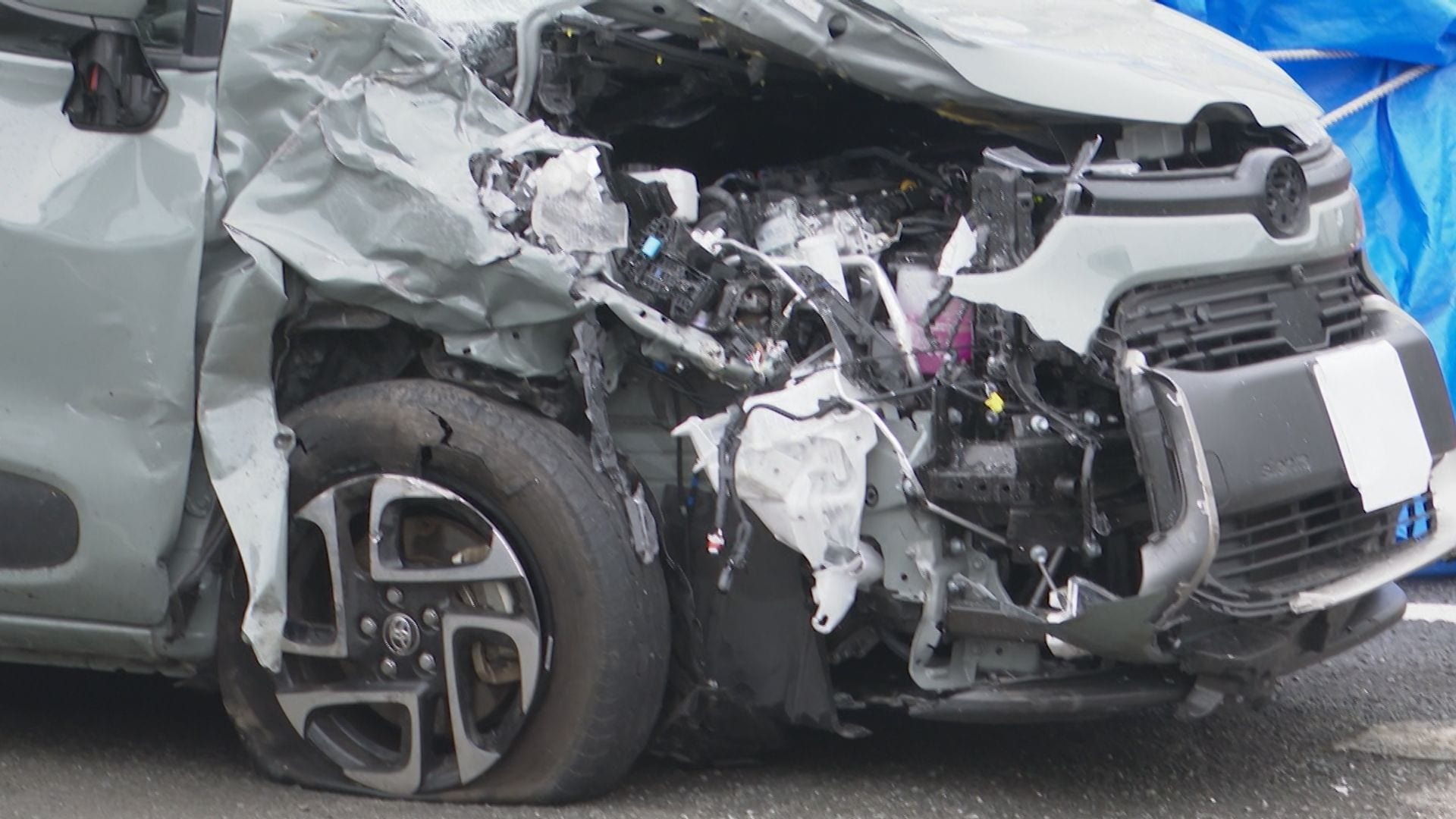 天草市の国道で軽ワゴン車と乗用車が衝突事故 80代女性が重体 同乗の