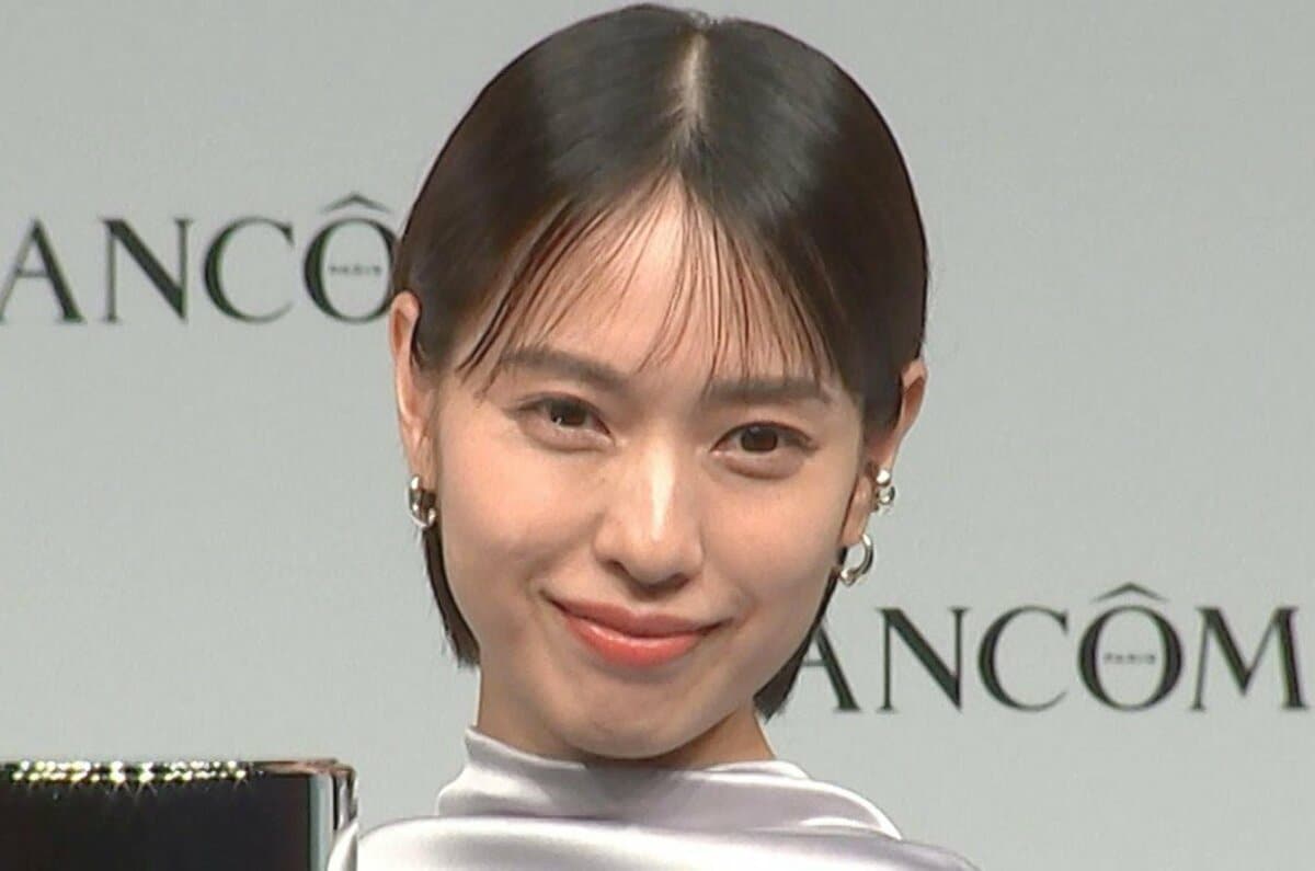 戸田恵梨香 】 仕事を頑張る源は自然の中に身を置く事 「海だったり