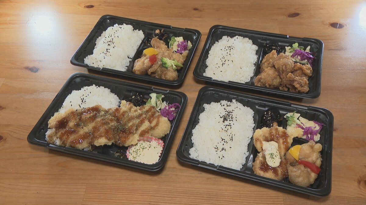 「このボリュームで このクオリティ、ありがたい」チキンカツや唐揚げなど4種類の弁当がワンコイン　コスパ最強ランチ　山梨・おにぎりカフェclover